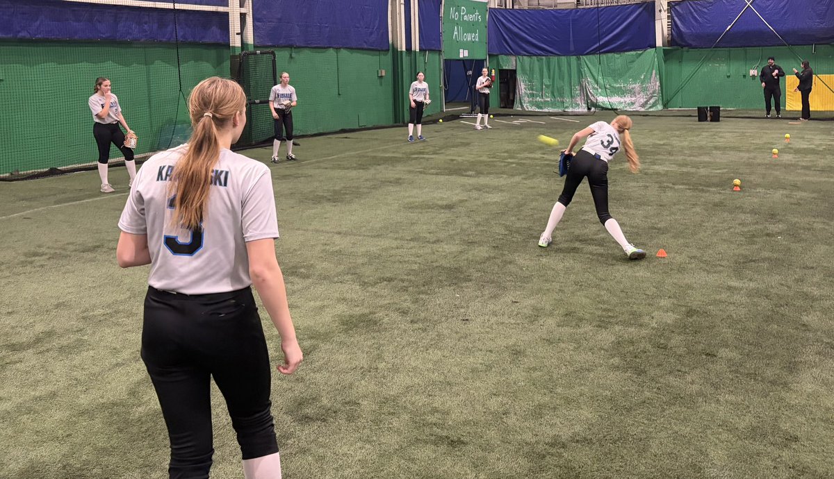 Finesse Gomez 14U tweet media