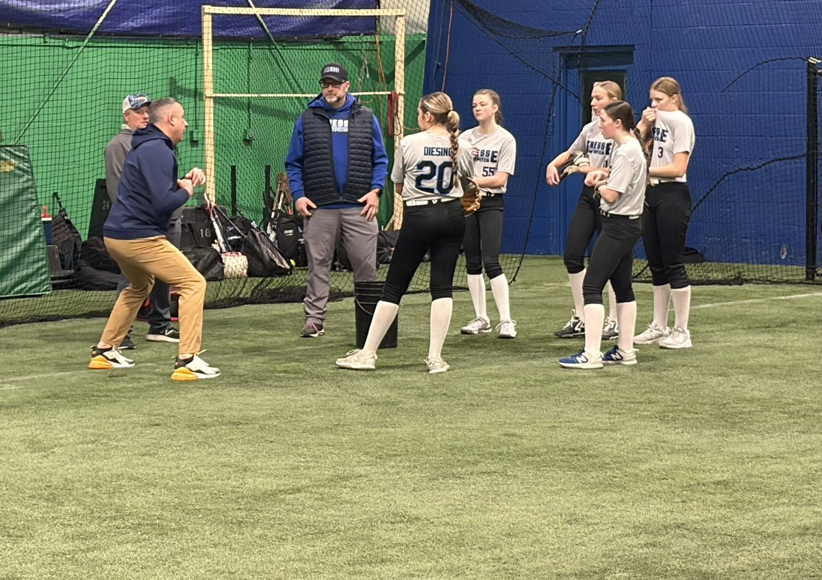 Finesse Gomez 14U tweet media