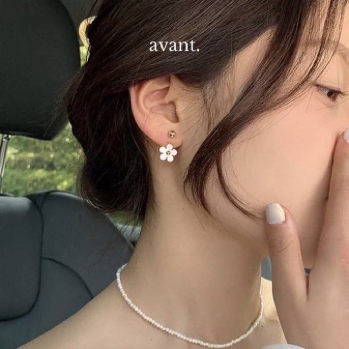 psmark1821's tweet photo. ตุ้มหูดอกไม้เป็นลายเปลือกหอยมุก สีแบบเหลือบมุกสวยมากๆๆเลย 🫧✨ https://t.co/8o2JmroAdk
