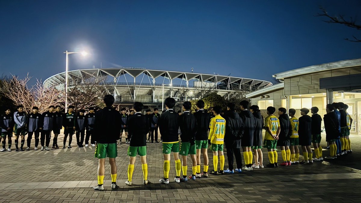 【U-15トレーニングマッチ】
2026.2.1(日)

vs #FCラルクヴェール千葉

クオリティの高いプレスをどう跳ね除ける か！？

少しずつ物理的な回避が出来てきたが、問題はその先の技術。
プレスを剥がした後、前線へプレー出来ず。

今一度立ち返って頭の整理と技術の積み重ねですね。