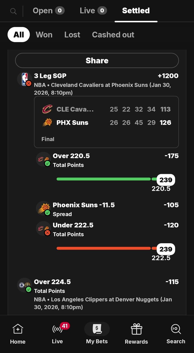 cyimbrk2's tweet photo. How is this even possible @FanaticsBook @FDSportsbook @FanDuel @Fanatics They will not correct this when I spoke to @FanaticsSupport trash https://t.co/R67ZCA0iJH