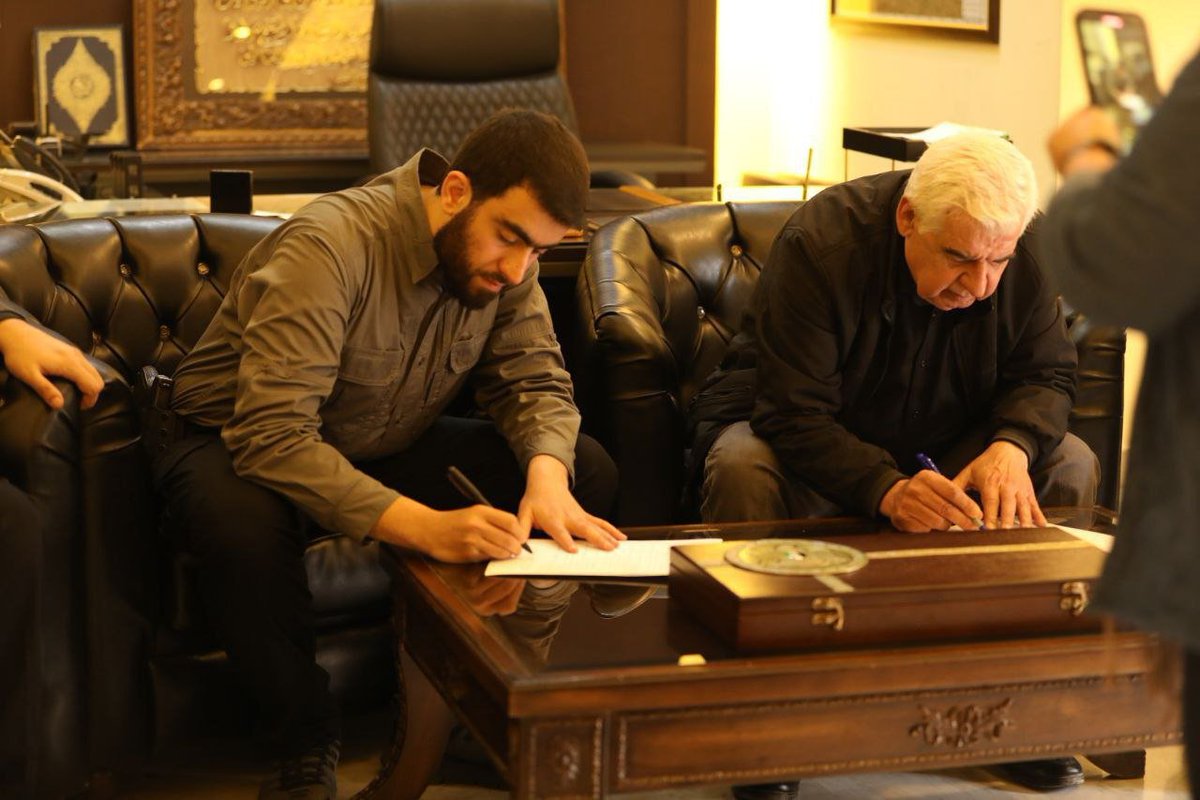 KHaatapp's tweet image. محمد عبدالغني لها والشيخ مقصود يشهد بذلك