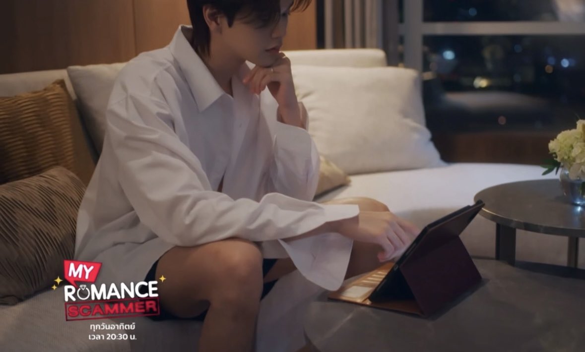 coolnekodaisuki's tweet photo. ถามคำเดียวนะ ผมจะมีชีวิตรอดจากอันคัทยังไง

#MyRomanceScammerEP1 https://t.co/YZ3zD2caP0