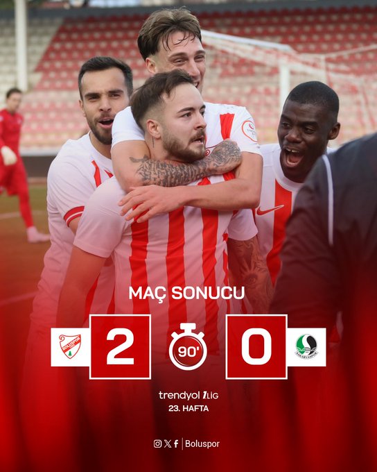 HAFK7gDXIAAPaXV?format=jpg&name=small