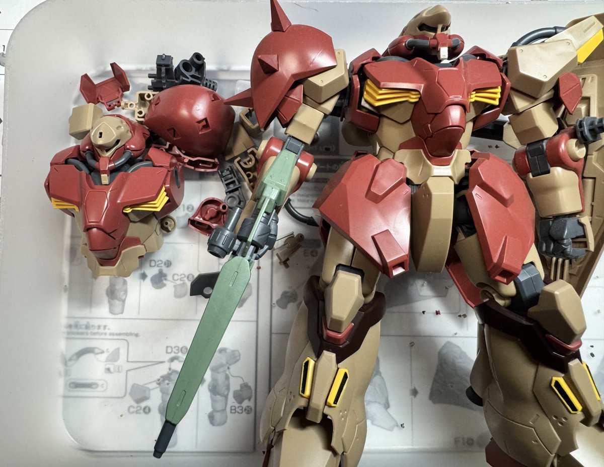 HG メッサー F02型マインレイヤー装備を組んでいます。横にいるのは、3