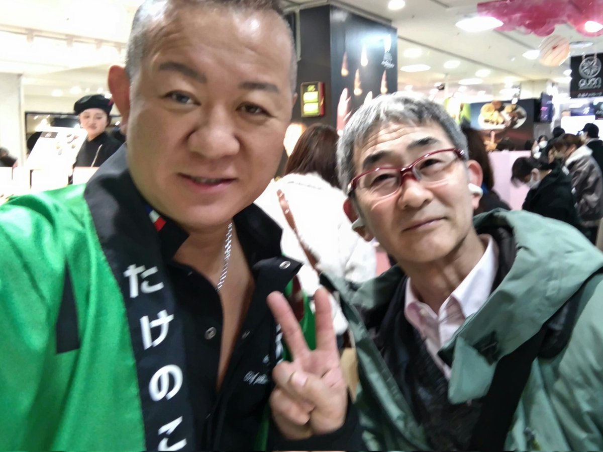 LegendHisa's tweet photo. シェ・シバタのフルーツをふんだんに使用したボンボンショコラ。 https://t.co/RQUrYKTRNY