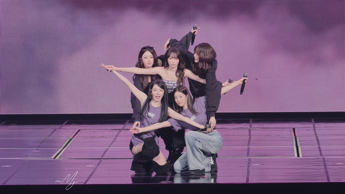 _JiN_lovvvve's tweet image. 𝙋𝙚𝙧𝙛𝙚𝙘𝙩 𝙉𝙞𝙜𝙝𝙩
260201
#LE_SSERAFIM