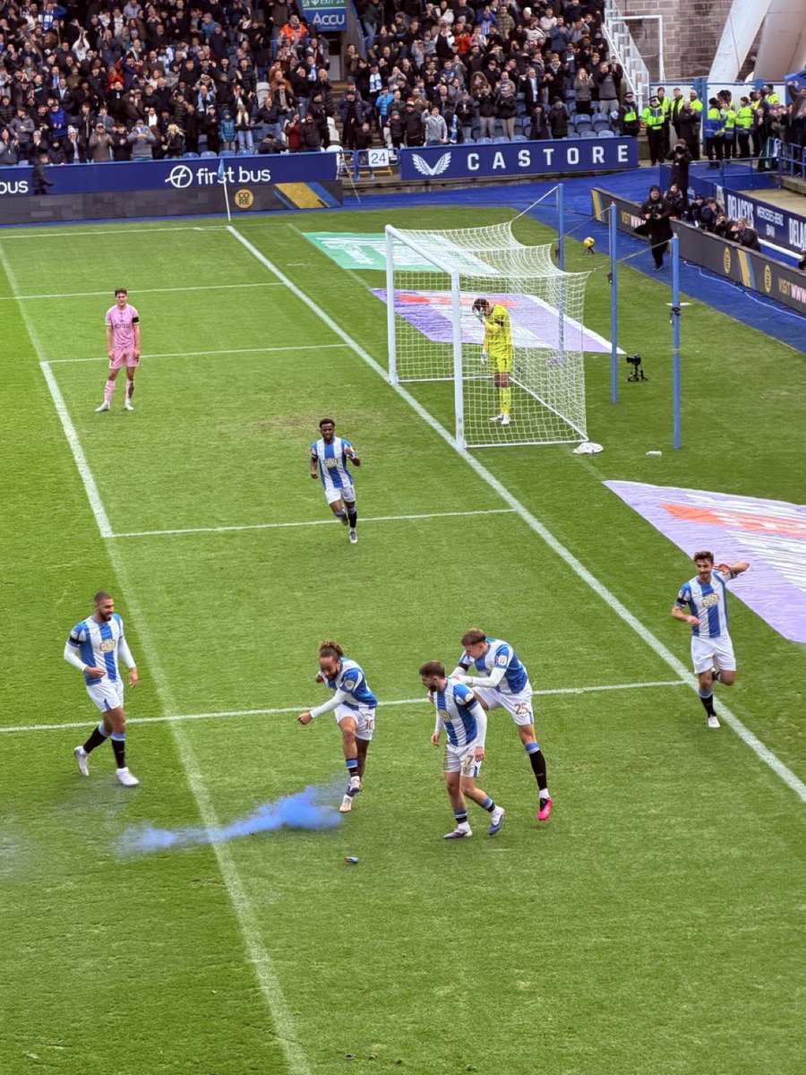 AC🇬🇧🇪🇪 tweet media