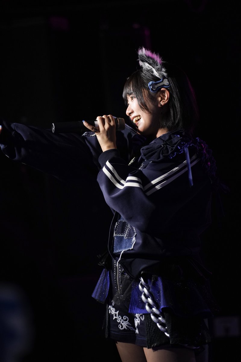 #nem仔 さん <a href="/nemco_Gj/">nem仔🦈✖︎はっぴーグッジョブ.jp</a> のライブで
久々に騒いできました！

一枚目のように、笑顔が弾ける時間が貴重なんですよね。

 #サメない夢  #おや睡民