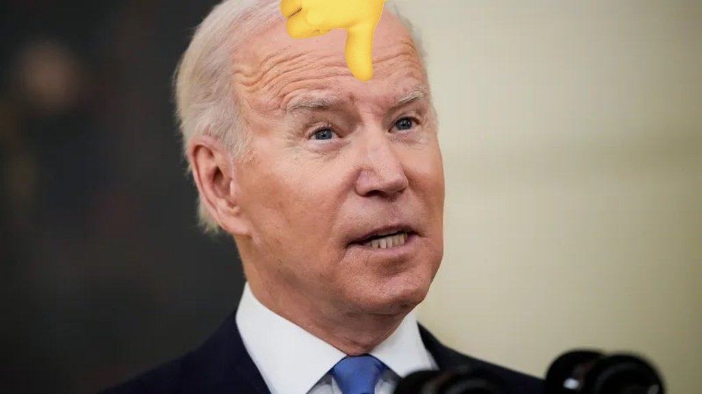 r_sao2023's tweet photo. 1.Obama.
2.Bush
3. Clinton
4. Biden. They are presidents who have no regard for the communist-controlled countries of the world. They are presidents who side with the globalists and dictators of the world. Now have only president Donald Trump save the world make the great again. https://t.co/qlnwHXVkPI