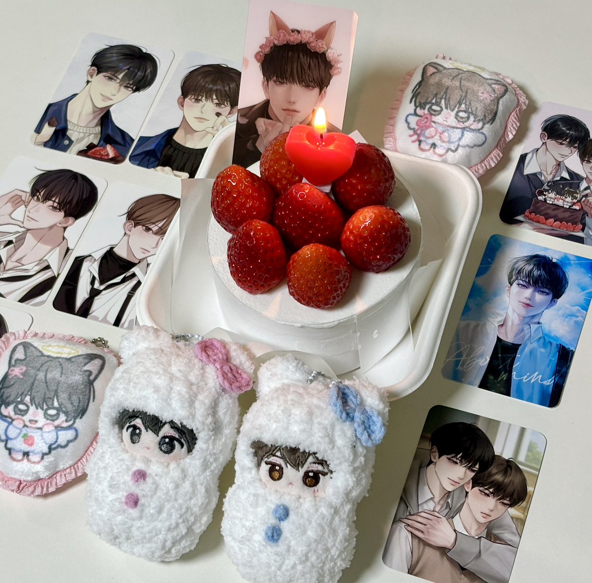 mqbye_v's tweet photo. 윤서주 생일 축하해🍓

#행복해져_서주야
#꽃에_파묻힌_주제에_제일_꽃_같은_애
#영원한_사랑이_꽃말인_꽃다발을_주세요 https://t.co/9SIt6uYFMU
