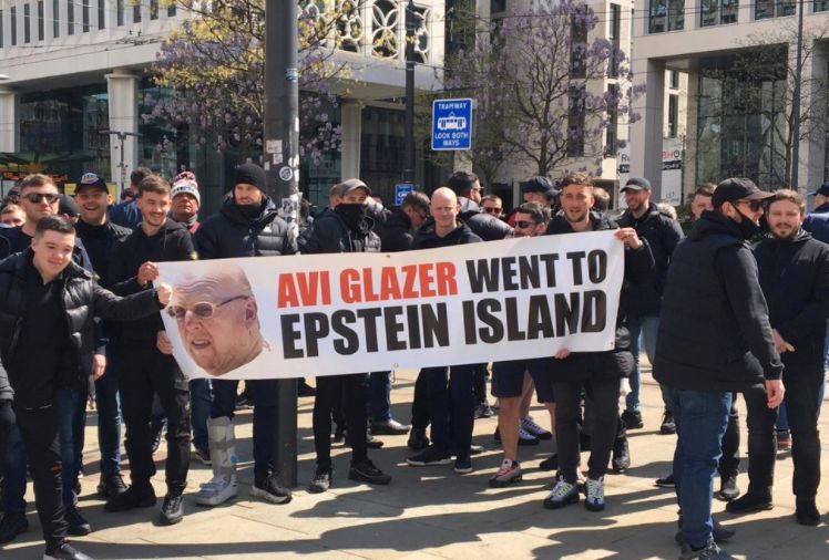 1990sUtd tweet media