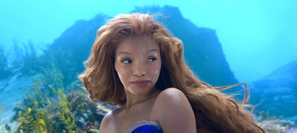 hallesarchive's tweet image. Happy black history month! Remember Halle Bailey became Ariel and gave us an amazing performance. Even when people were cruel to her for simply being a Black girl in a fairytale. She carried it with grace and still shined. 🧜‍♀️
