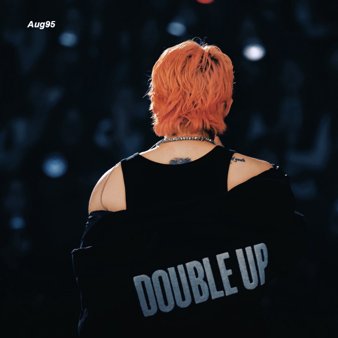 coupsistt's tweet photo. front view                                                        back view https://t.co/DDYyOn92gN