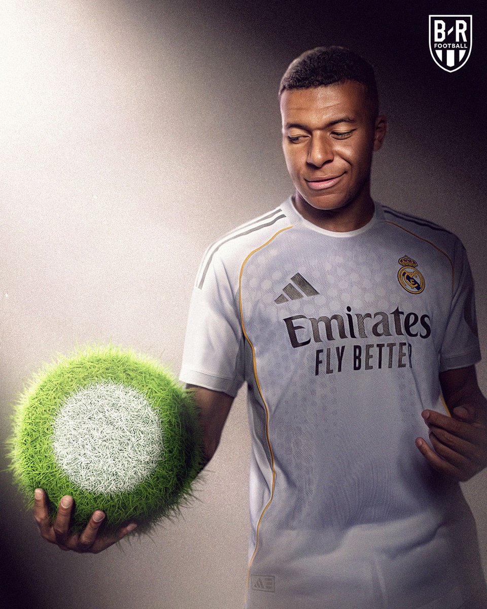 brfootball's tweet image. Kylian Mbappé converts a penalty in stoppage time to secure all three points for Real Madrid 👊