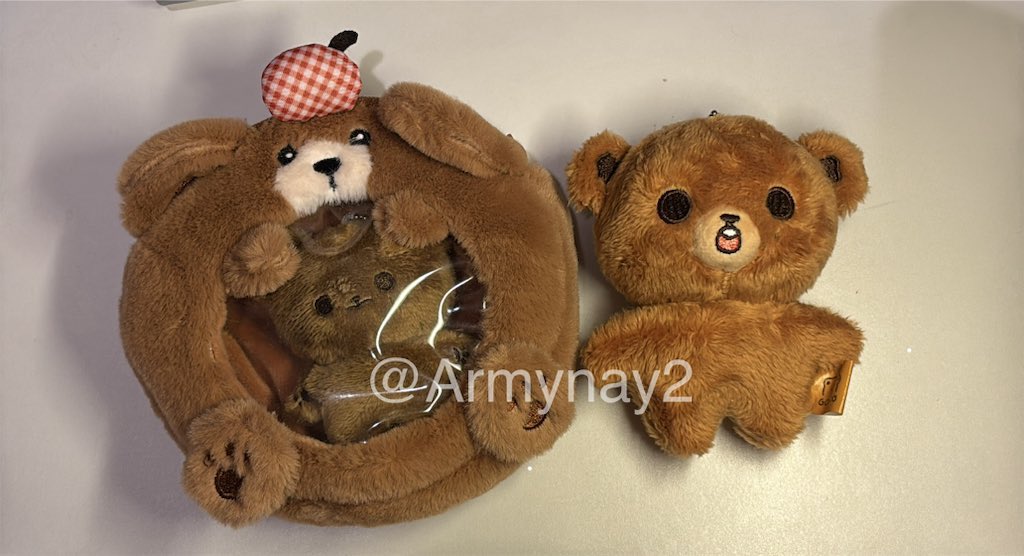 Armynay2's tweet photo. ขายแยก❤️💦🔥
(ซ้าย) 250฿ ได้ทั้งกระเป๋าหมี
(ขวา) 550฿ 
เหมา 750฿ รส.
ลทบ 35 ems 40
#ตลาดนัดnct #ตลาดนัดนซจ #ตลาดนัดnctdream #ตลาดนัดnct127 ตุ๊กตาแฮชาน https://t.co/YtS0cgmepK