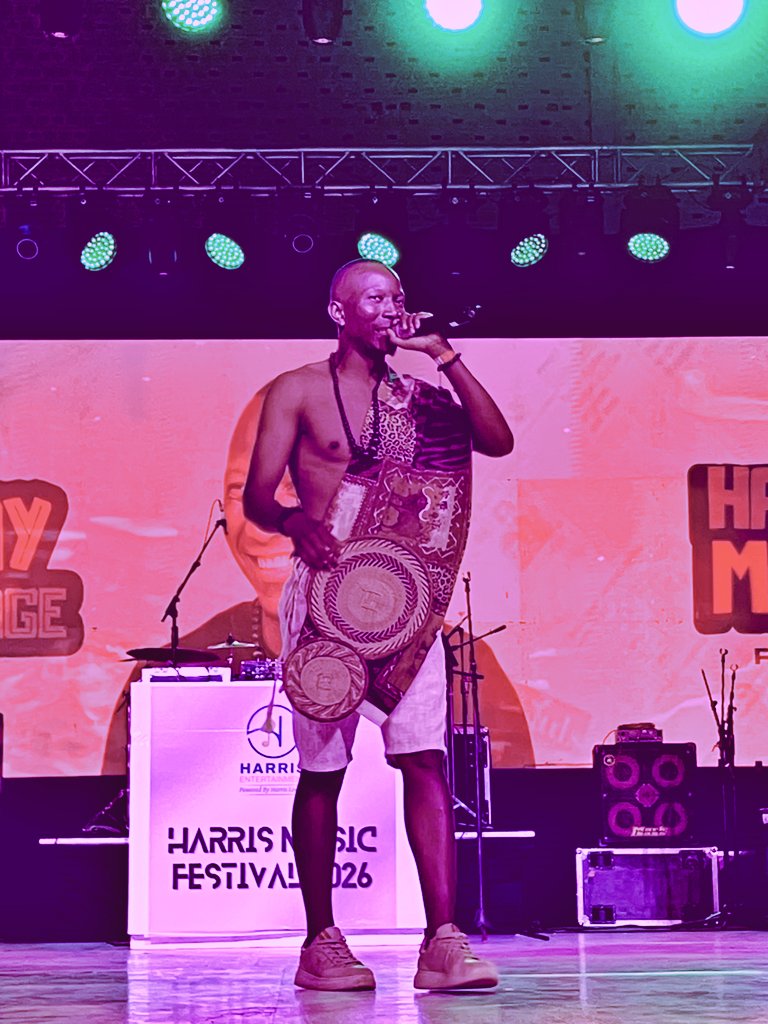 Msizkay's tweet image. Harris Music Festival was a vibe and then some, fun was had!!

Shout out to #bantuzw for making me look like a #superstar ⭐ 

#abouttheweekend 
#Bulawayo 
#Zimbabwe
