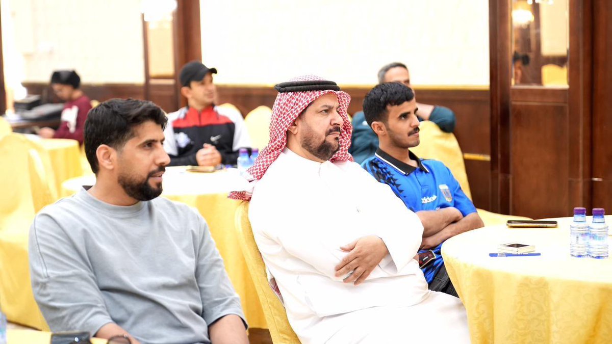minifootballsa's tweet photo. انطلقت يوم امس السبت دورة الحكام التي تحتضنها مدينة بيشة وذلك في قاعة المحاضرات في الشاعر مول وسيتم تقديم التطبيقات العملية في اكاديمية مواهب بيشة، ويقوم بتقدمها المحاضر  والحكم الدولي الكابتن محمد الفيفي وتسعى لجنة محافظة بيشة لكرة القدم المصغرة برئاسة الاستاذ مشعل الاكلبي واعضاء لجنته لتاسيس قاعدة كبيرة للحكام والحكمات وذلك لانطلاق انشطة وبطولات كرة القدم المصغرة على مستوى المنطقة.