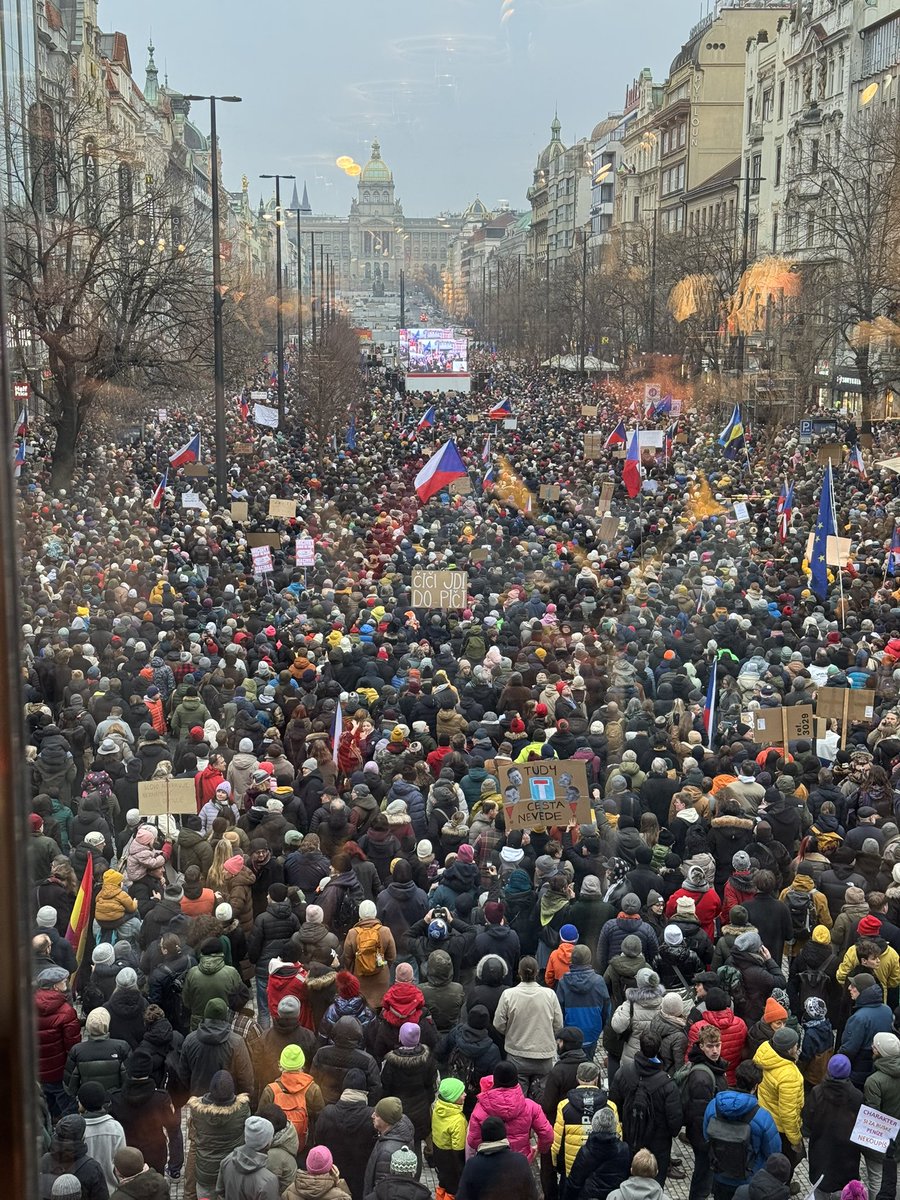 Nyní nejnavštěvovanější obchod v Praze.