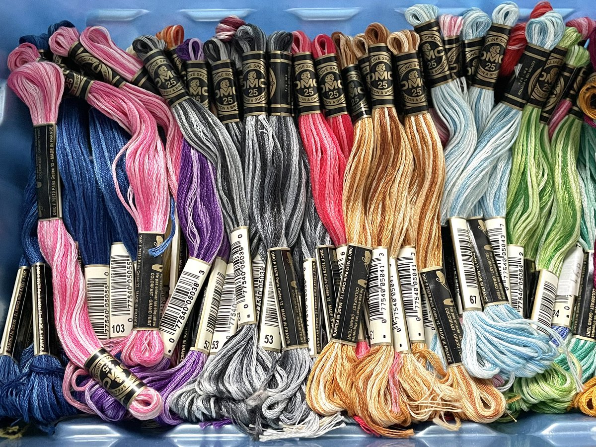 WoodturnersWife's tweet image. Having a massive de-stash and came across all my boxes of cross-stitch and sewing stuff

Any #SBS peeps interested in making me an offer for hundreds of mixed DMC skeins?

#sewing #Stitch #craft