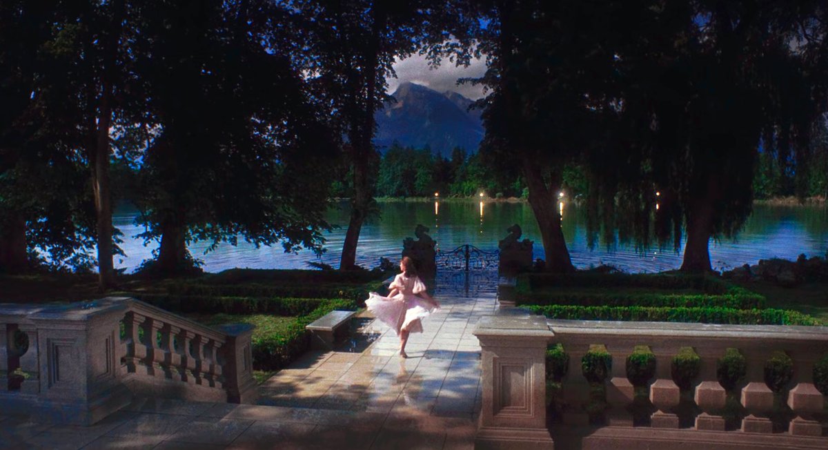 the way a 60 year old movie looks better than most films nowadays 😮‍💨