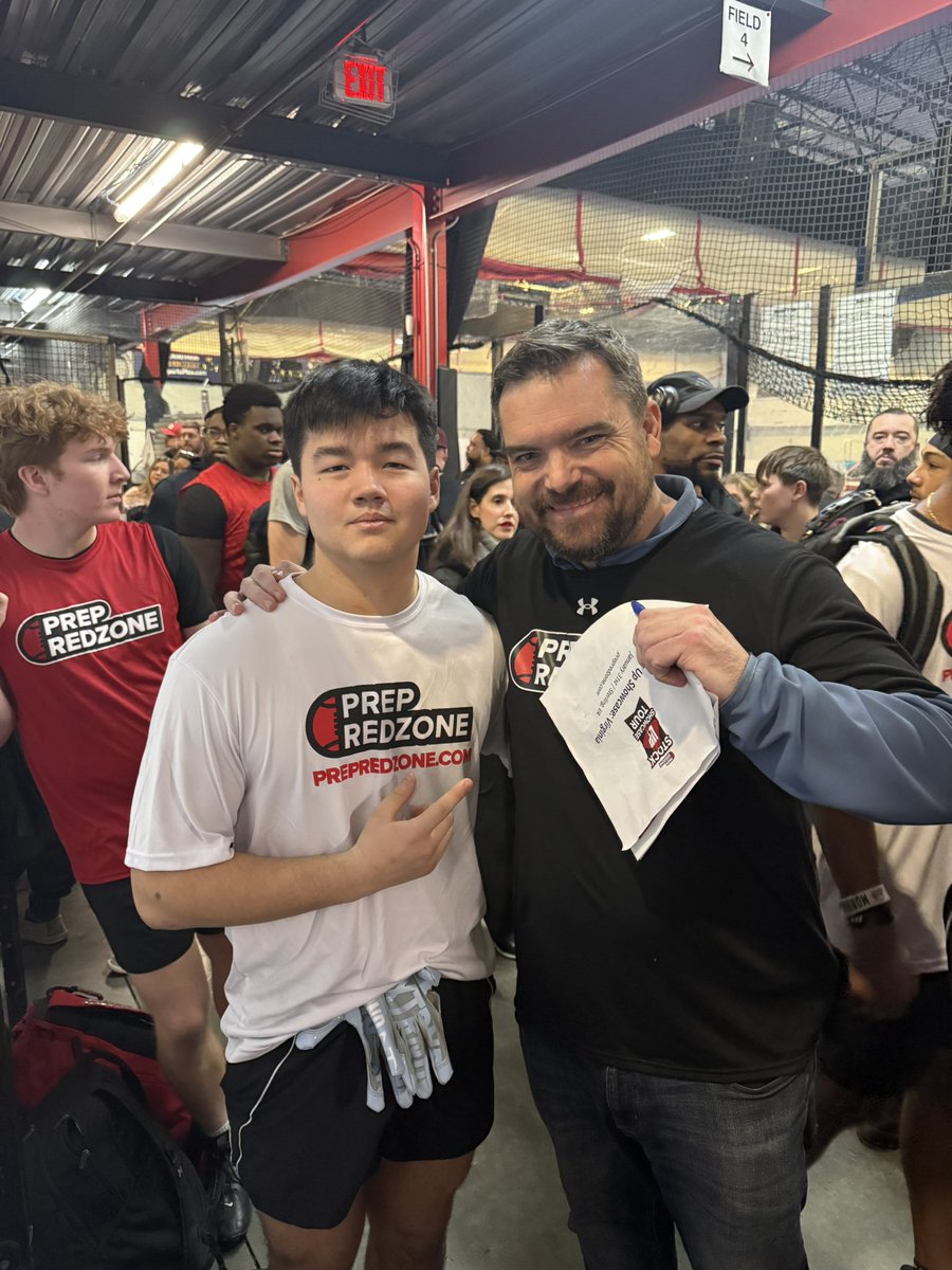 sam_ahn2028's tweet photo. Thankful to be named Top Performer at the @PrepRedzoneVA showcase! Great to be coached by @CoachMontanez @MaverickACoachD and @Coach_Rich50. Also thanks to @carljfred and @footballcoach79 for a pre-event write-up!

@andrejones1185 @rjwindows @DarkVisors @LevelsAppAi https://t.co/d38sgiFPDi