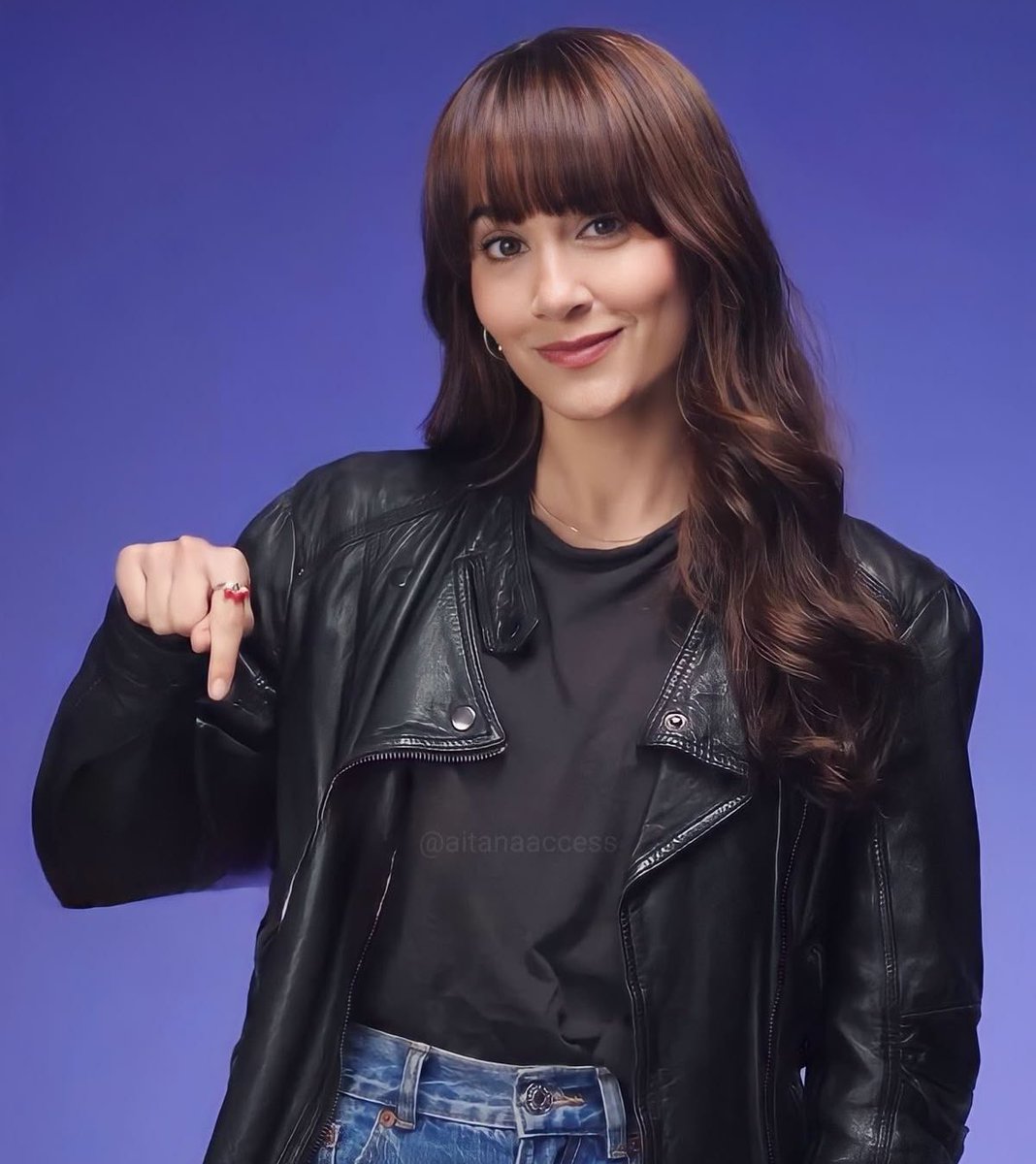 dearaitana_'s tweet photo. pero como que aitana si literalmente es candela la de esa foto!? 😭 https://t.co/bH1X6xQvYj