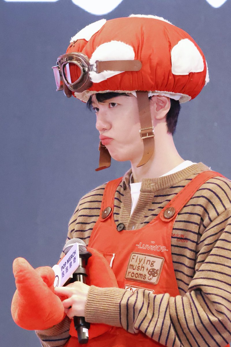 Luvst_09's tweet photo. 너무 귀여워 🥺🥺
#백현 #BAEKHYUN https://t.co/nDrEQSCuos