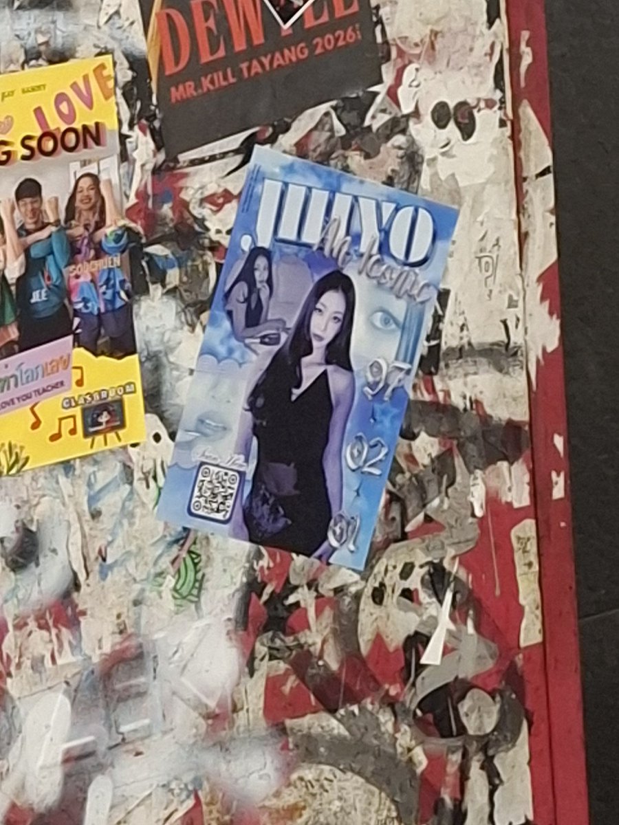 godjihyoindo's tweet photo. Hi Hi, Mimin tadi malam bersama beberapa ONCE udah nempelin poster" Zyo ya di daerah Blok M 🫶🏻🧡

Jadi kalo kalian lagi main kesana, jangan lupa foto ya sama posternya dan tag mimin juga boleh 🥰🩷

#지효라는_빛이_내린날
#OurBrightestSunJihyo
#TWICE #트와이스
@JYPETWICE https://t.co/EghK7KArEI