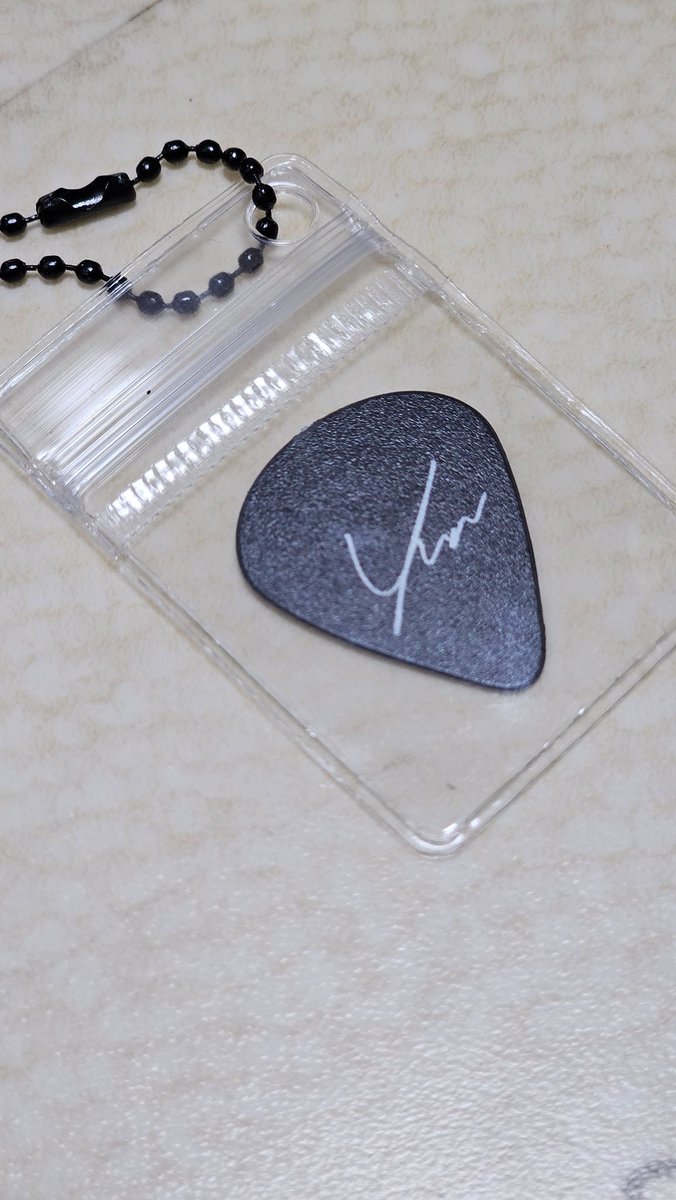 Love fnc 럽펜씨 러브에프엔씨 fms 퍼스트뮤직스테이션 피크 키링 교환

저: 엔플라잉 차훈
님: 씨엔블루 이정신

반택 교환해요🫶

알림이 오지 않아서 맘찍 후에 디엠 주세요!!