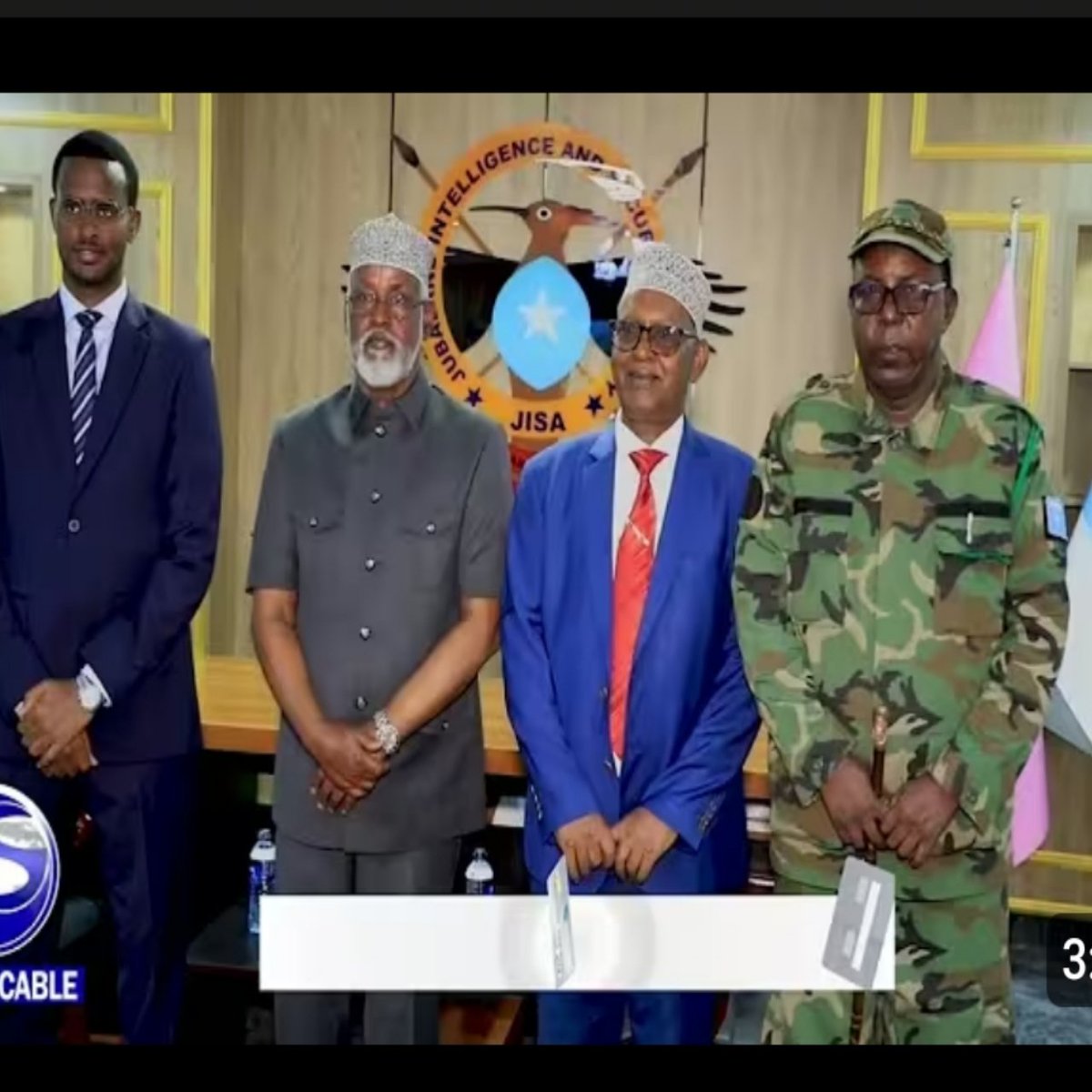 samow100's tweet photo. Dowladda Soomaaliya Aymaanta Khal Khal Gilisi Wafdi Hordhac U Ahaay Axmad Madoobe 🇸🇴🇸🇴🇸🇴🇸🇴 https://t.co/anORGkz0hx