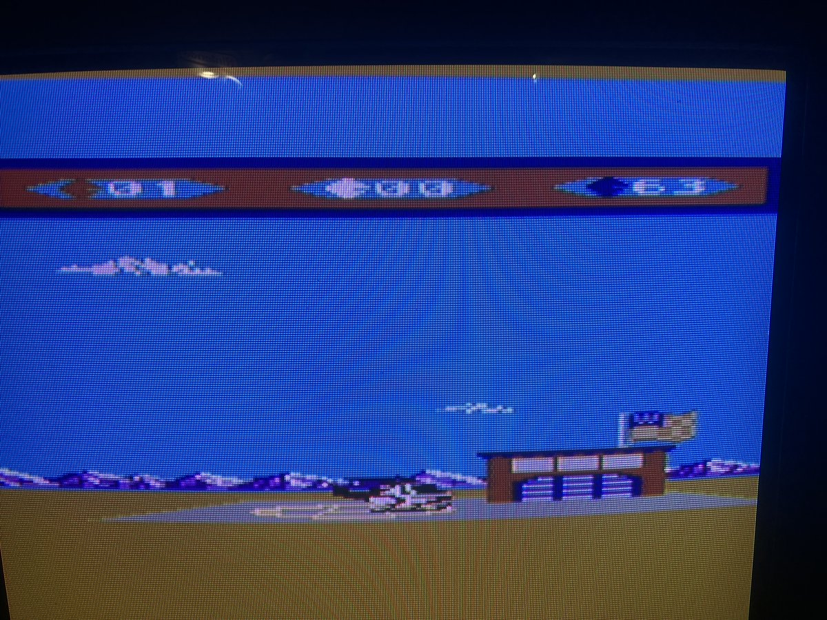 magdenald's tweet photo. @ClubAtari Voilà je crois que j'arrive au bout de ce challenge. J'ai bien tenté de faire un perfect avec 64, mais ces 63 otages sauvés feront l'affaire  
#choplifter #Atari7800

score : 63

@BeardedSonOfNel
@TheDGJX https://t.co/YxP76XhZ8A