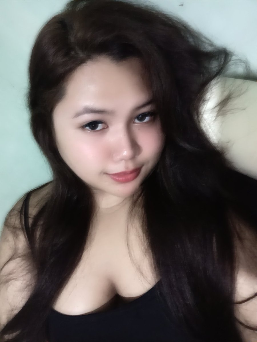 hane3y's tweet photo. Siap merem cuma belum di pukpuk aja https://t.co/hrGRBdHeOt