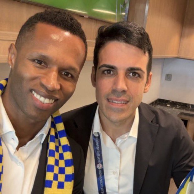 Khaledeneho's tweet image. 🚨🚨🚨🚨🚨🚨🚨🚨🚨 :
سحب الصلاحيات من المهيدب
سحب الصلاحيات من ماجد الجمعان 
سحب الصلاحيات من سيميدو وسيماو

كل هذا خلال سنه ونصف فقط في نادي واحد من اندية الصندوق حصلت هالكوارث