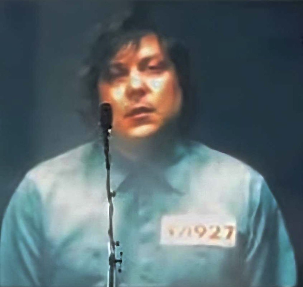 sevvy 🦇🖇️ tweet media