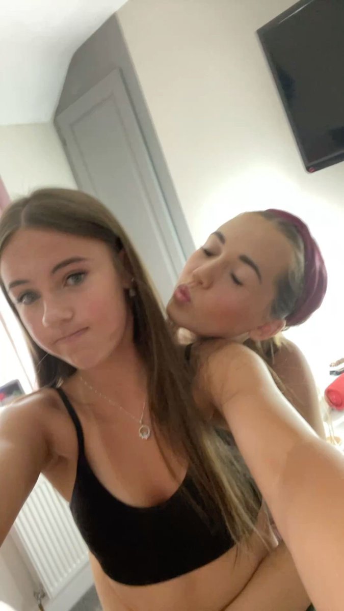 weird request, but can we rating ur dc!!kkkk?? 😭

with my girls <a href="/anaavlov/">Ana</a> 
   
if u want i’ll dm u first 📷