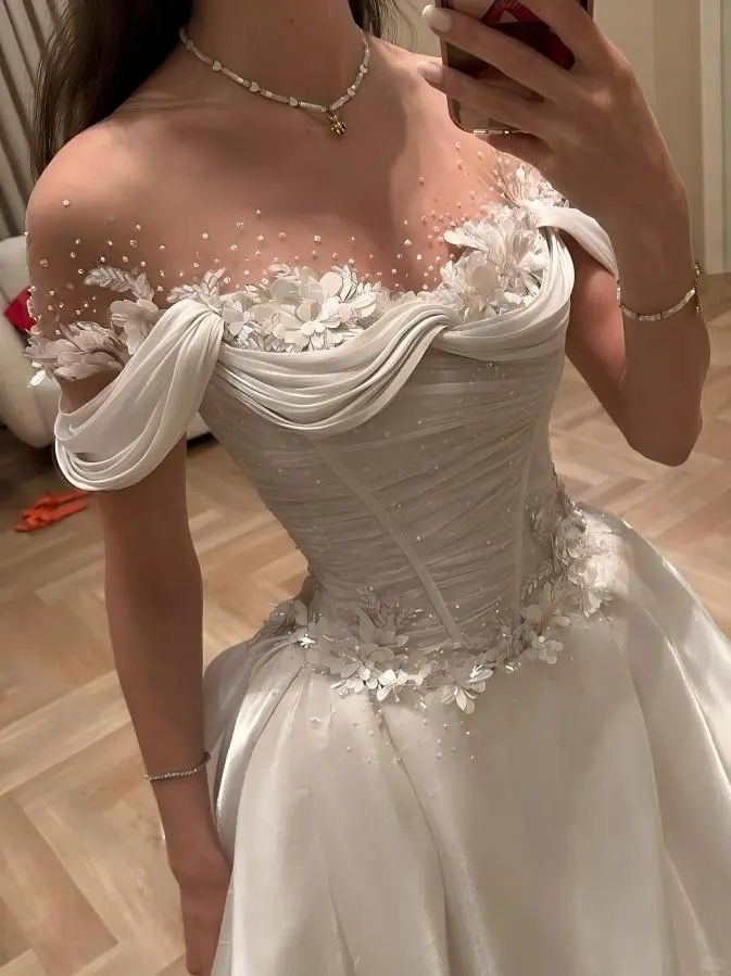 archivedlooks's tweet image. 