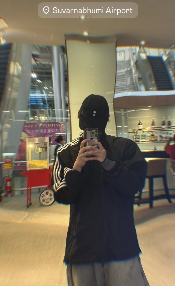 Brightくん今から出発？ 行先は着いてからのお楽しみかな☺️ どうか気