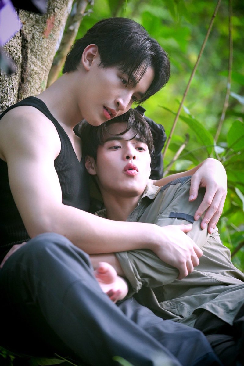 นอนป่า ต้องหล่อต้องน่ารักขนาดนี้ไหม 😂

 #MyRomanceScammerEP1