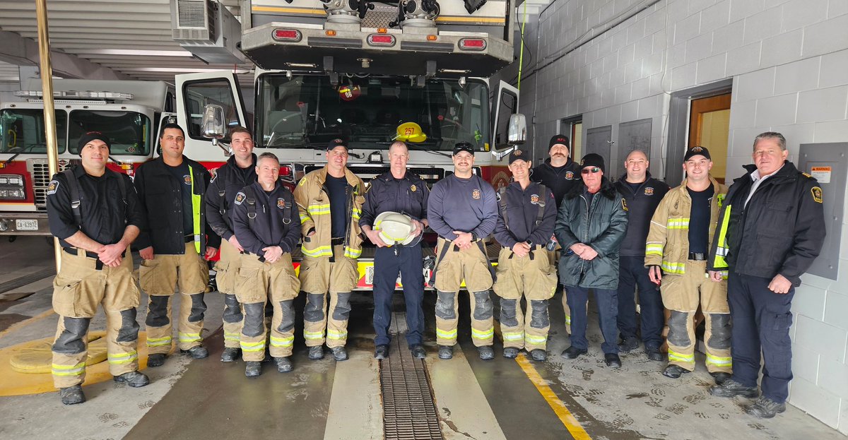 Hey YGK, join us in congratulating our newest Platoon Chief, Dave Stevenson! 👏🏻❤️

Dave was a career captain &amp; has been helping residents with KFR for over 23 years! Effective today he will be the new leader of D crew!🚒

Congrats PC Stevenson and good luck in your new role! 👨🏻‍🚒🔥
