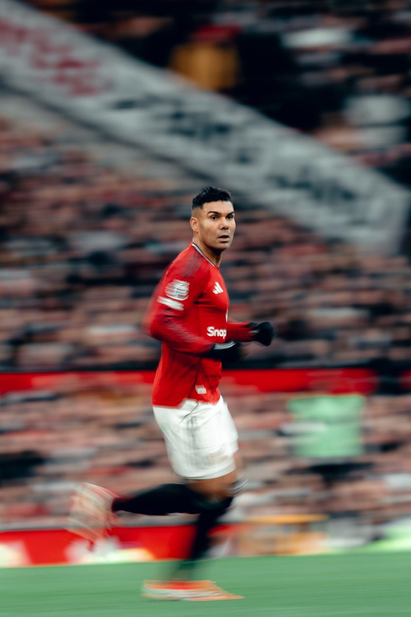 ManUtd's tweet image. Great shift, lads 👏