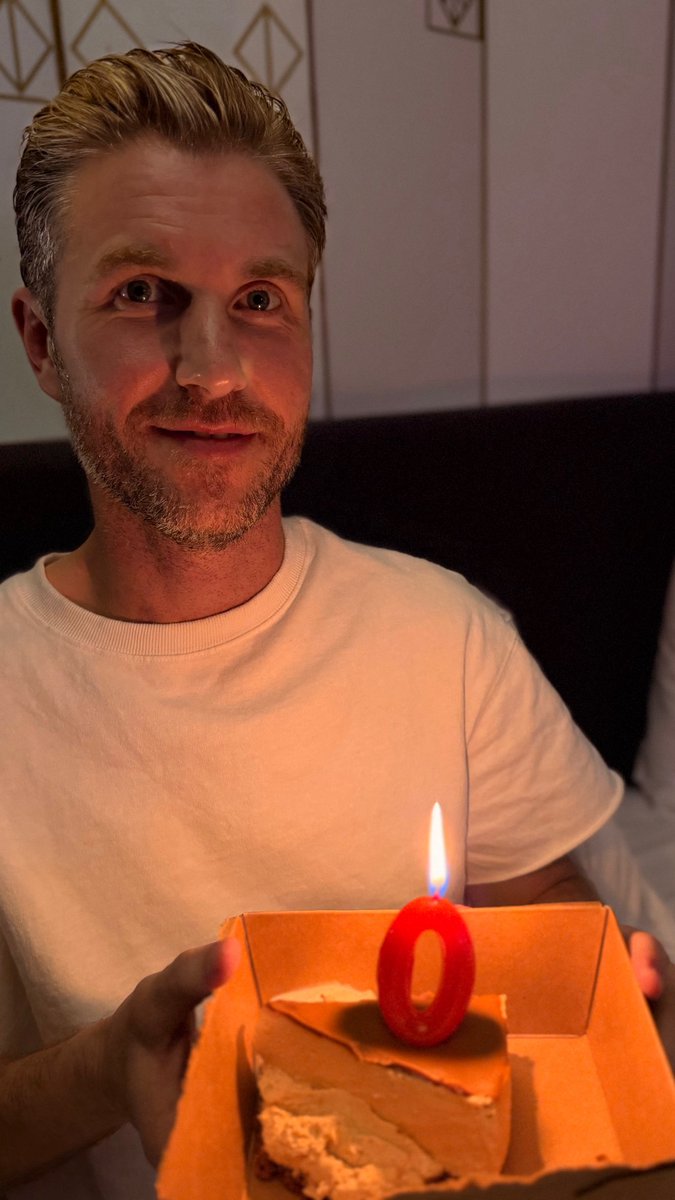 Ivn Cruz tweet media