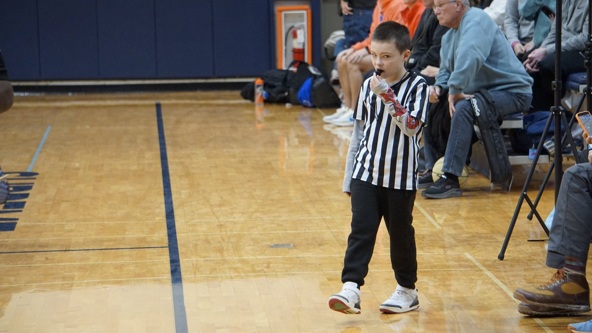 Illinois Lady Lightning Winter Classic tweet media