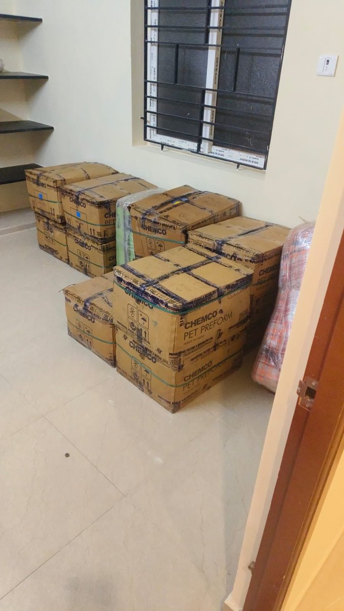 vimalrajv5's tweet photo. @ppackersmovers The entire process was very smooth. the staff were extremely helpful and professional. Due to my unavailability in Chennai, my household items were safely stored in the warehouse for exactly one month, completely free of charge. Highly satisfied with the service. https://t.co/tBCxqY5GkR