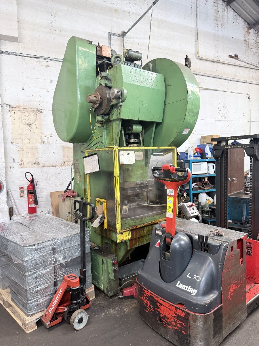 rajikuma's tweet photo. Complete Contents of Capco Press Works - Range of Power Presses, Decoilers, Levellers &amp; Associated Equipment &amp; Tooling - https://t.co/xihuRQJSOI https://t.co/sqGnNCrWPK