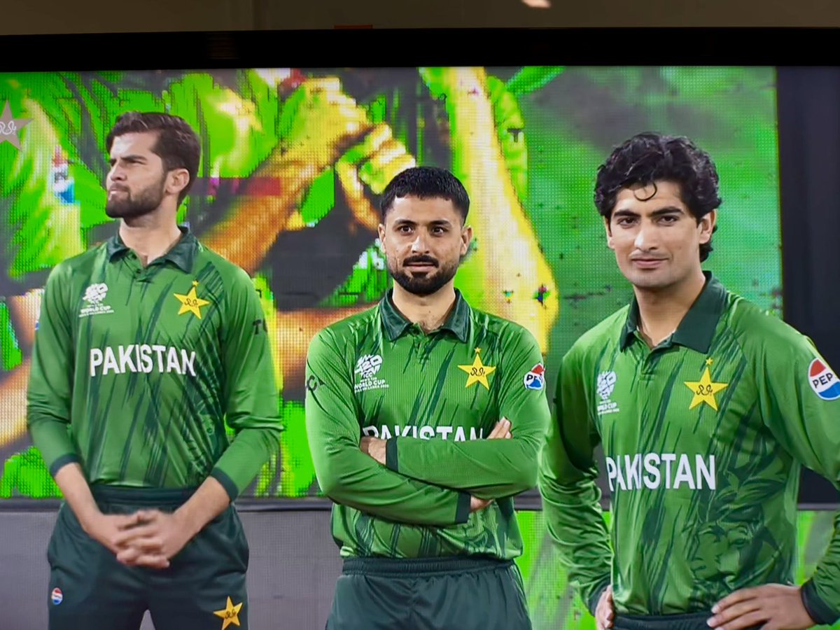 bilaltarar25's tweet photo. Official kit for #T20WorldCup https://t.co/AIjuLSgIZV