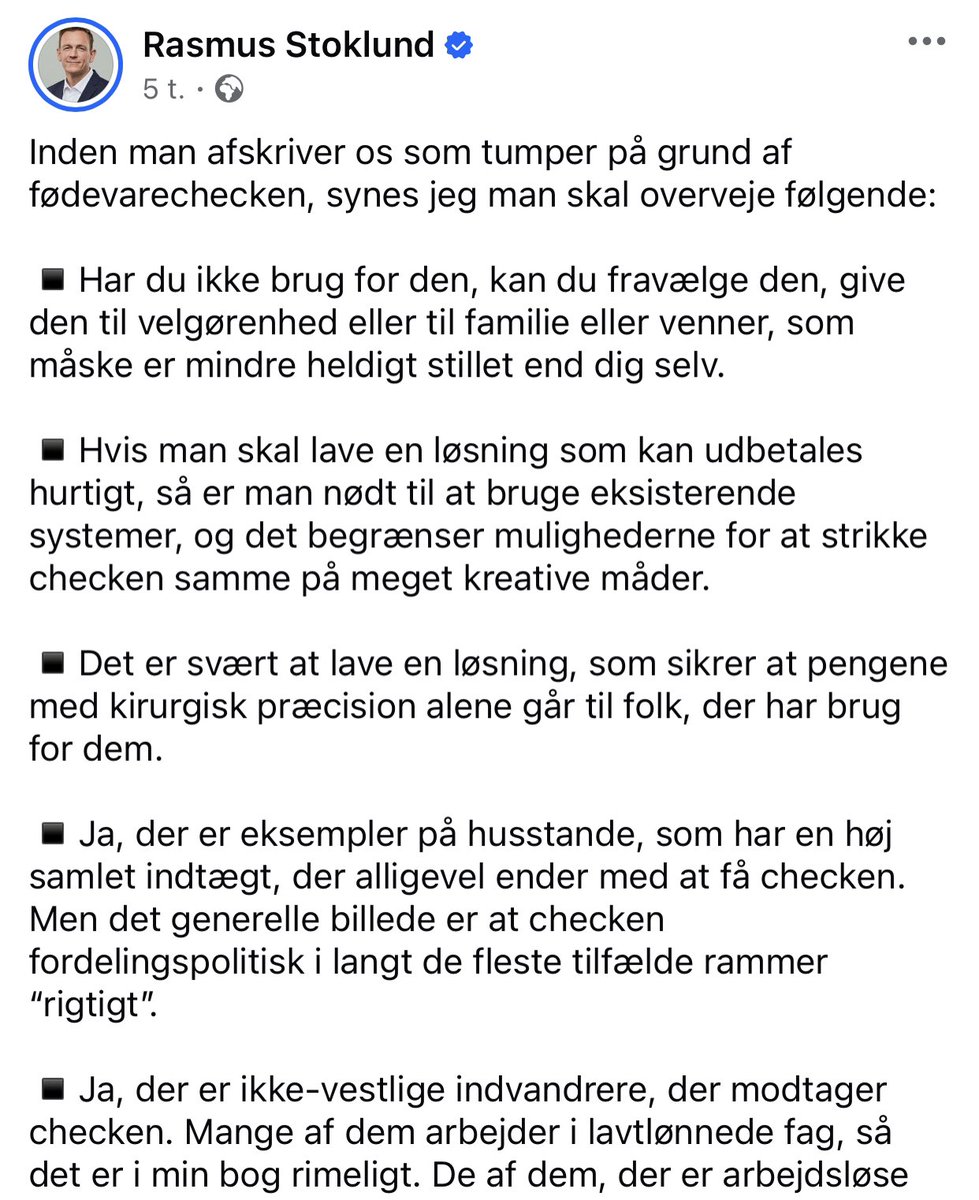 Nu har regeringen for alvor tabt sutten.

Her indrømmer Stoklund, at:

1) Fødevarechecken rammer så skævt, at folk skal donere pengene til velgørenhed.

2) Fødevarechecken er noget hastværk.

3) Fødevarechecken går til folk, der ikke har brug for den.

4) Millionærfamilier