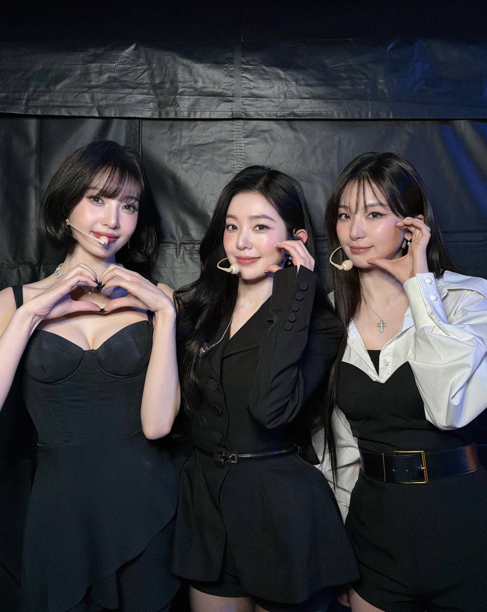 SMTOWN LIVE 2025-26 @ FUKUOKA DAY 1 🖤

<a href="/qenzza/">𝐚𝐳𝐳𝐚</a> <a href="/seulvgik/">Dhara.</a>