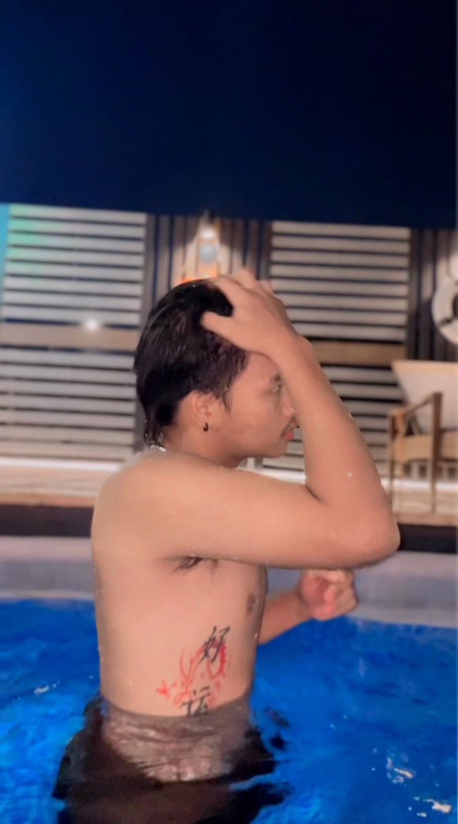 สวัสดีค้าบ เบท อายุ19 ชายแท้ครับ🙏🏻
 รับงานนวดออยล์ งานเอนเตอร์เทน เอ็นดื่ม เอนแรง เต็มใจบริการทุกเพศ นวดดี ดูแลดี รีวิวแน่นครับ🤘🏼
ผมอยู่อ่อนนุช เดินทางได้ทั่ว กทม.-ปริมณฑล ครับ 
(ฟรีค่าเดินทางในละแวก9กิโลครับ🙏🏻)
#หมอนวดชายแท้ #หมอนวดชาย