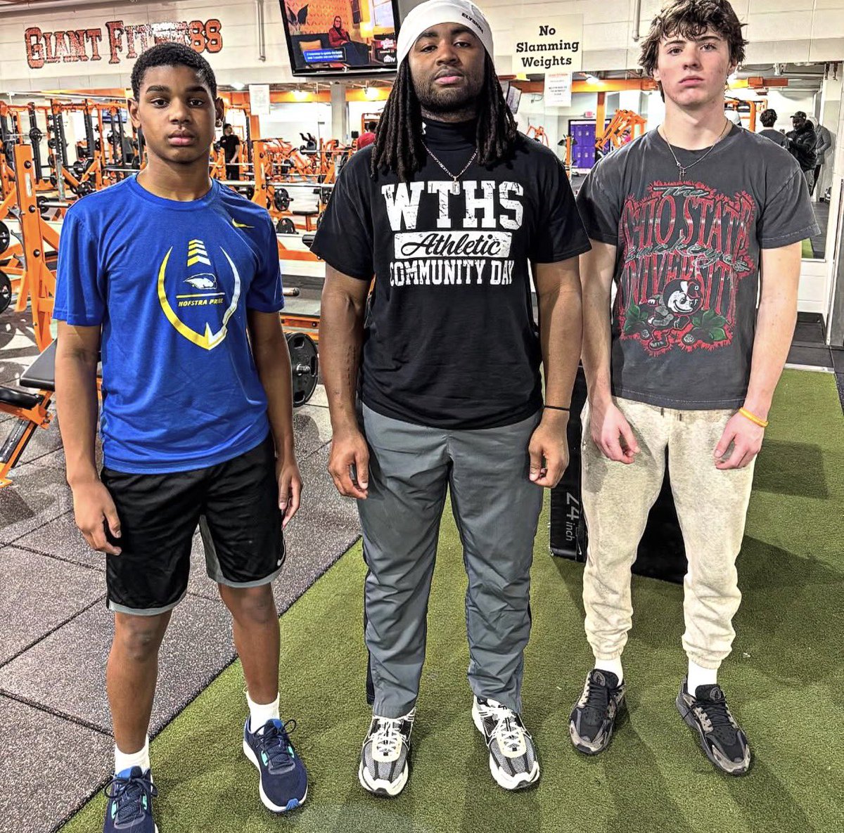 AntSalamone2027's tweet photo. Another day another session working toward a dominant senior season #forwardmovement #QB #Quarterback #QBTraining #QBWorkout #FootballRecruiting #CollegeFootball #NextLevel #QBDevelopment #FootballProspect #RecruitMe @SJA_Football_NJ https://t.co/9zGpeEUkus